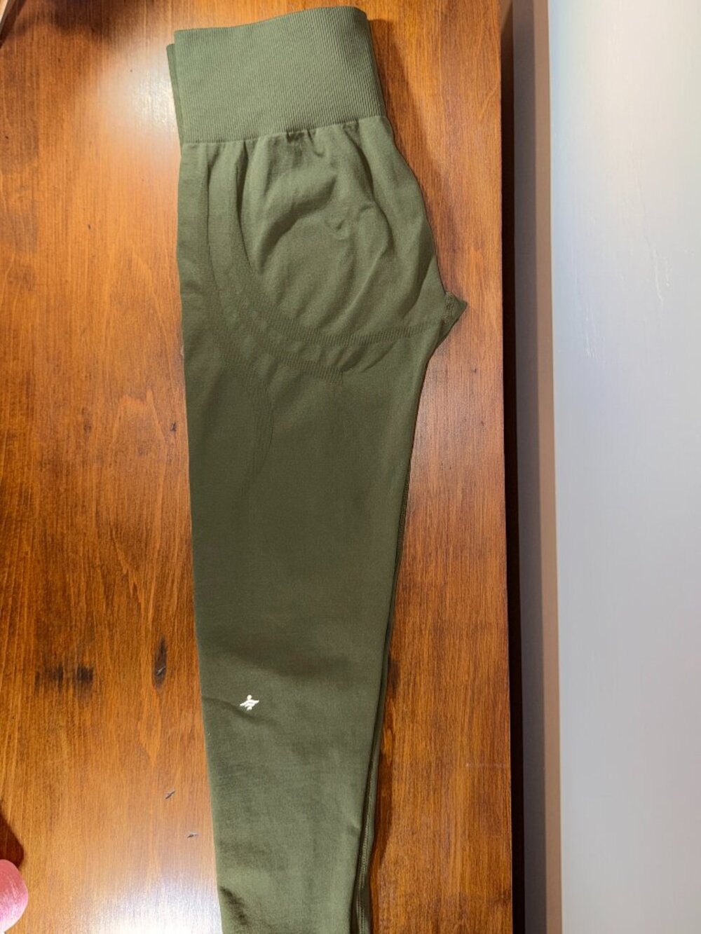 NWOT Halara UltraSculpt Olive Green High Rise Leggings Sz M 22"